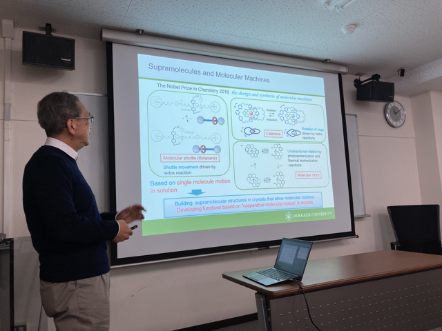 分子マシンの構造を使ったお話も伺うことができました。
