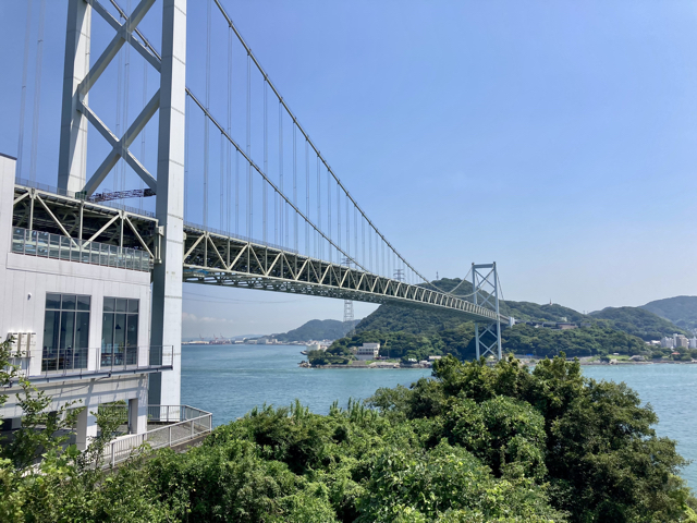 今回は織部くんは空路で，私は陸路で熊本に向かいました。